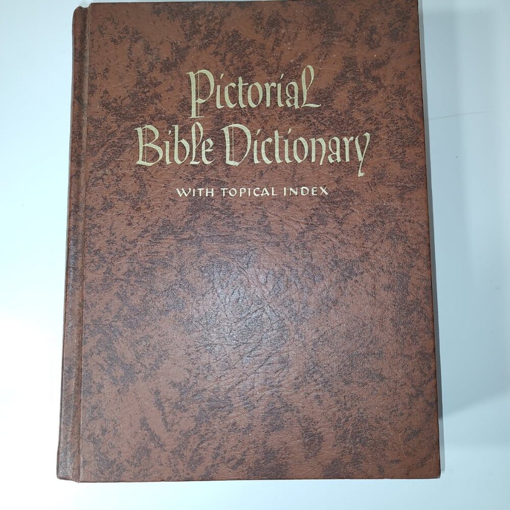 1966 Pictorial Bible Dictionary with Topical Index Hard Cover-AS IS